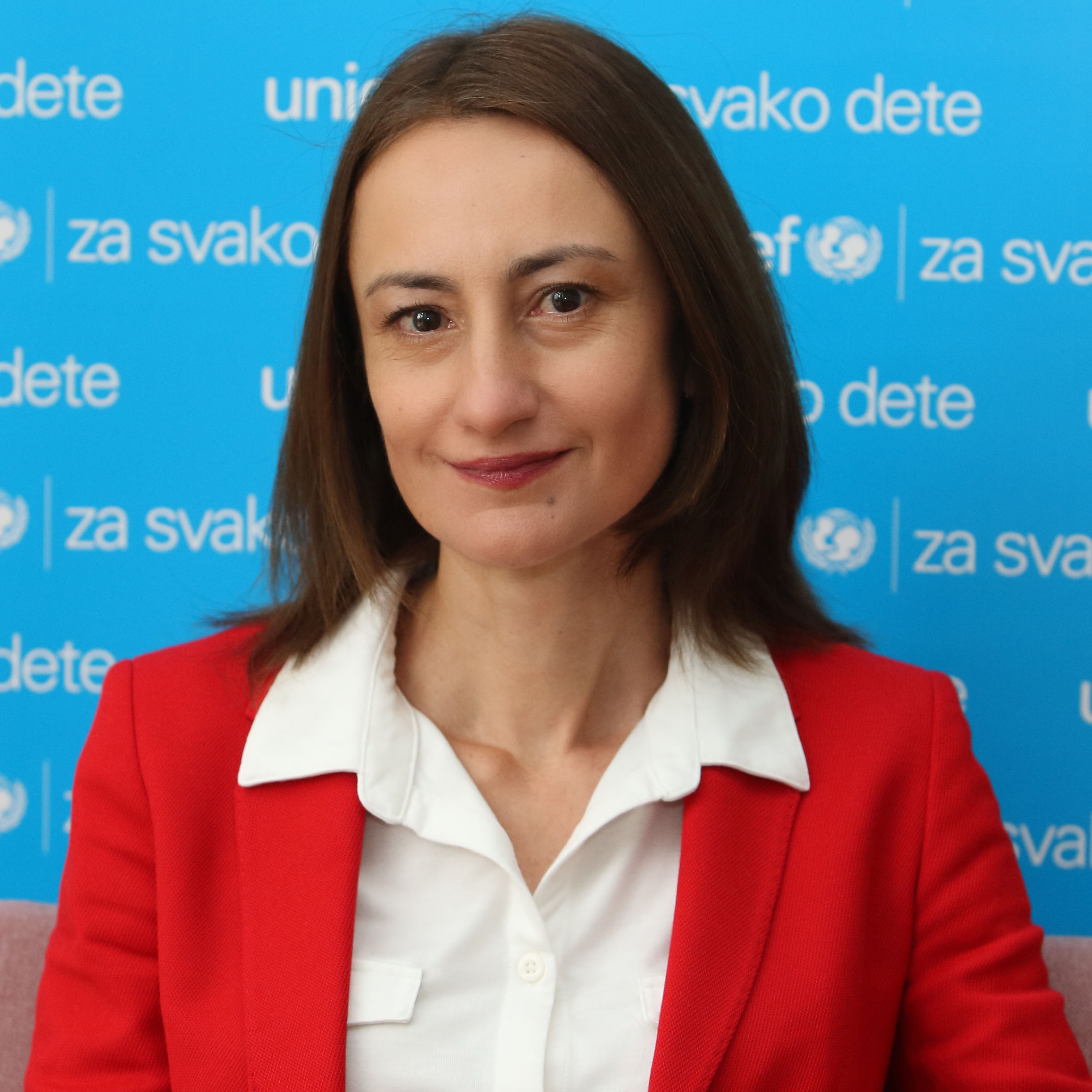 Belgrade, 26.11.2020.  - Ms. Deyana Kostadinova is the new UNICEF Serbia Representative. 
-------------------------------------------------------
Beograd, 26.11.2020. - Gospodja Dejana Kostadinova je 12. oktobra 2020. godine preuzela duznost direktorke UNICEF-a u Republici Srbiji.