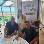 1000592128-576×1024